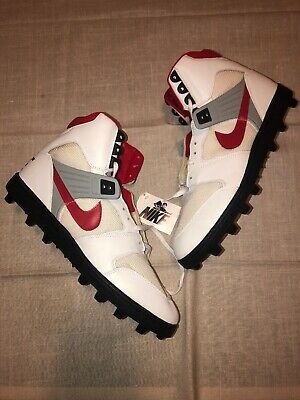 nike shark cleats 1990