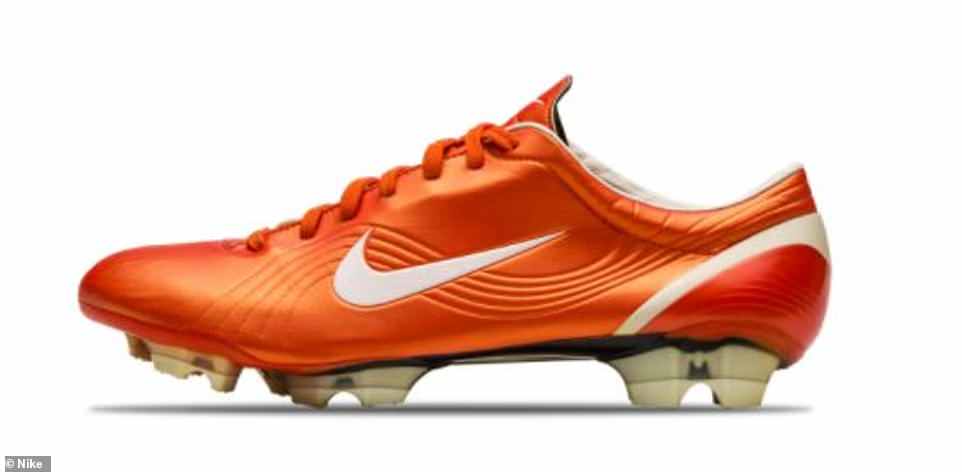 old ronaldo boots