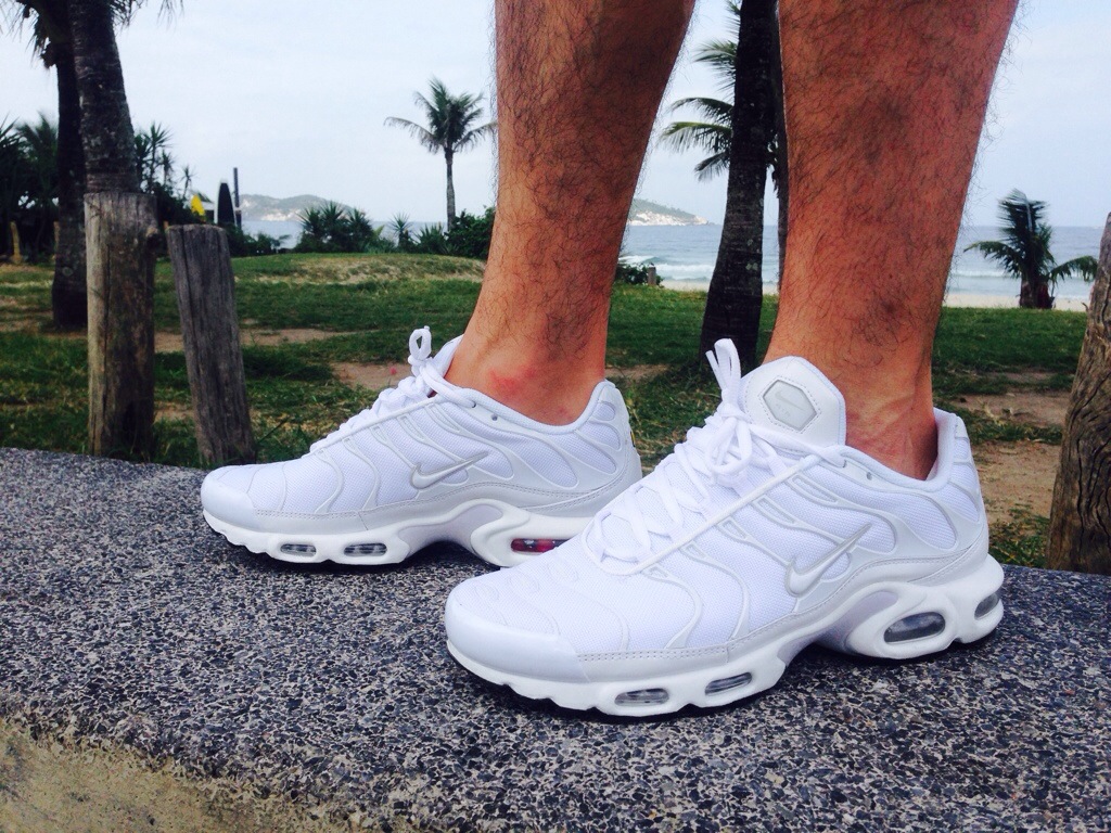 black nike tn junior