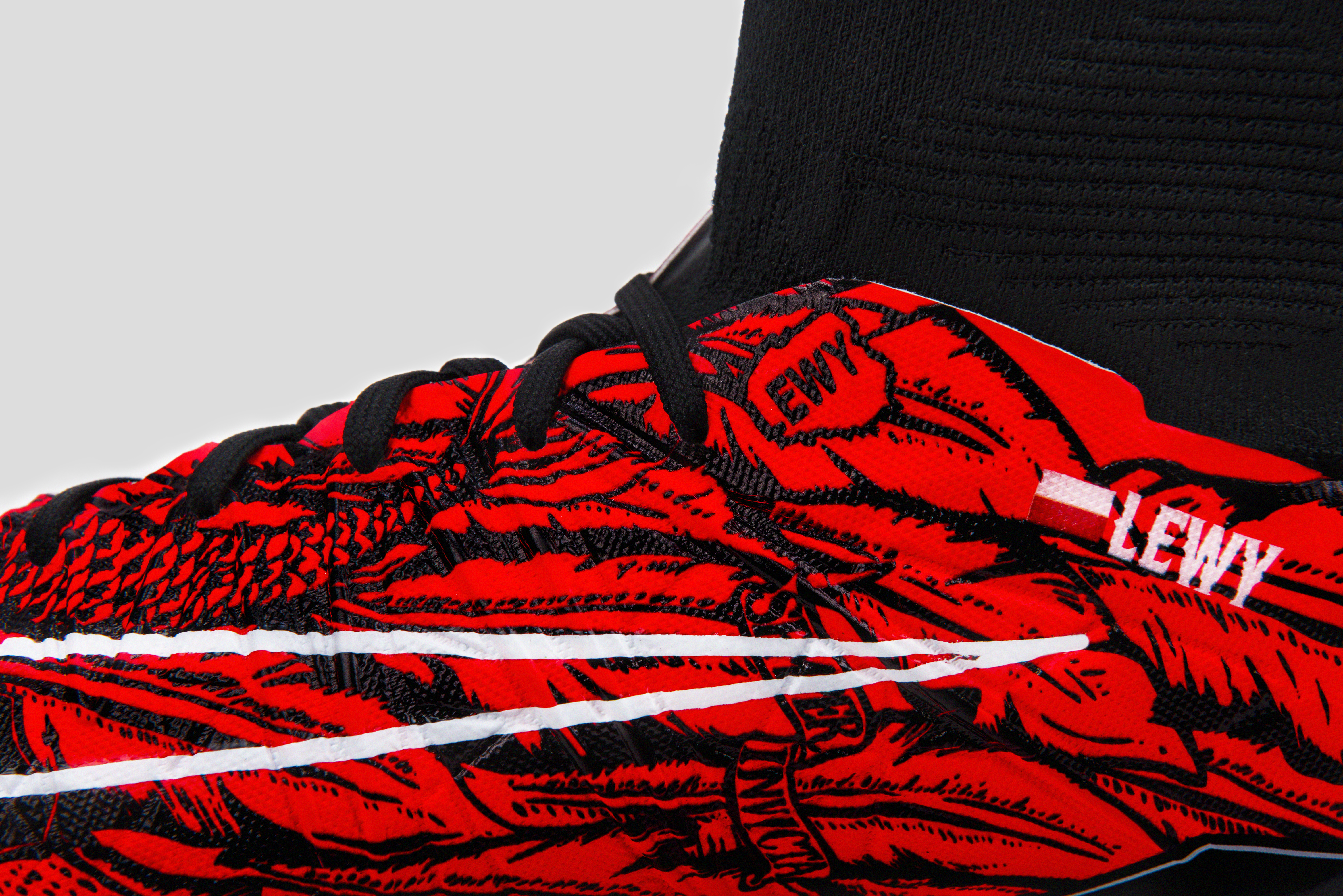 robert lewandowski football boots