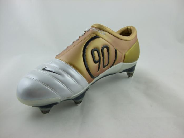 nike 90 soccer boots