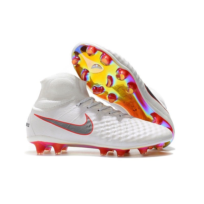 magista obra cleats