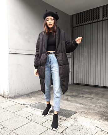 balenciaga speed trainer outfit women