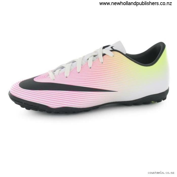 nike astro trainers junior