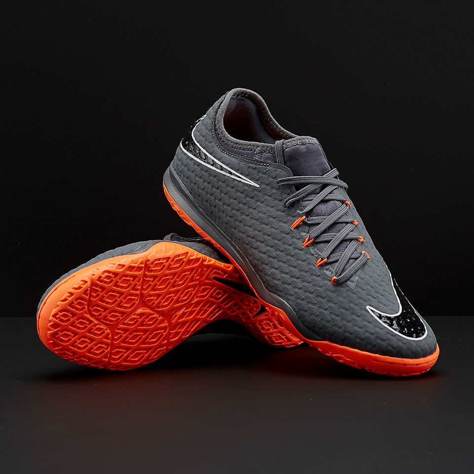 nike hypervenom phantom ic