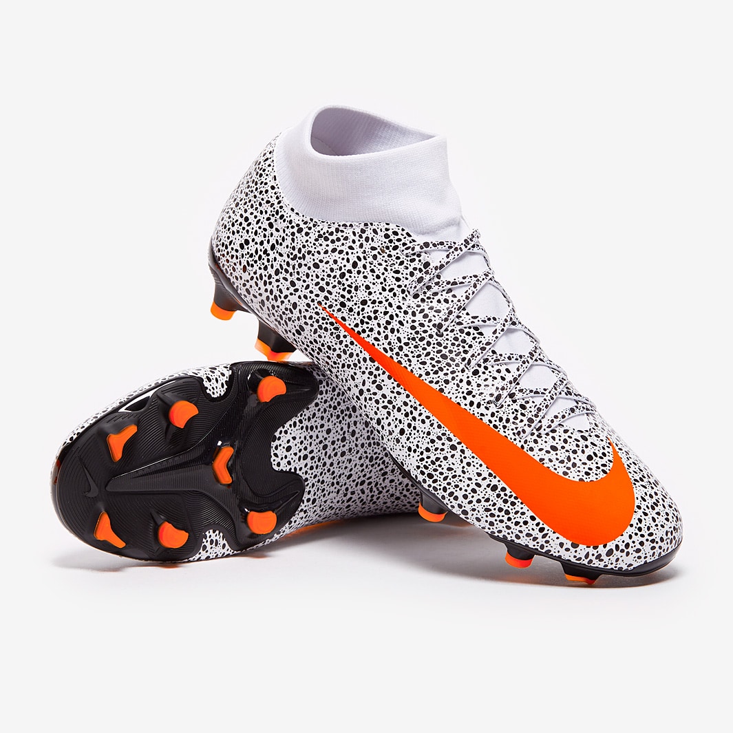 nike mercurial cr7 trainers