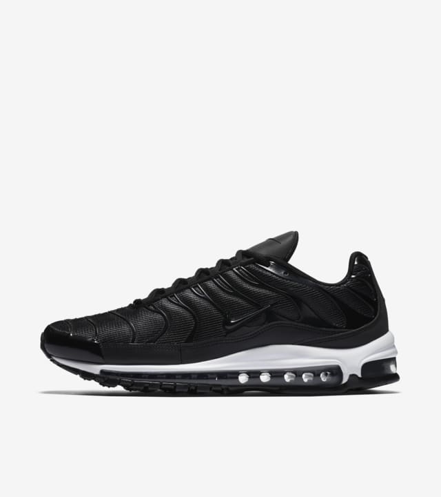 nike air tn plus black