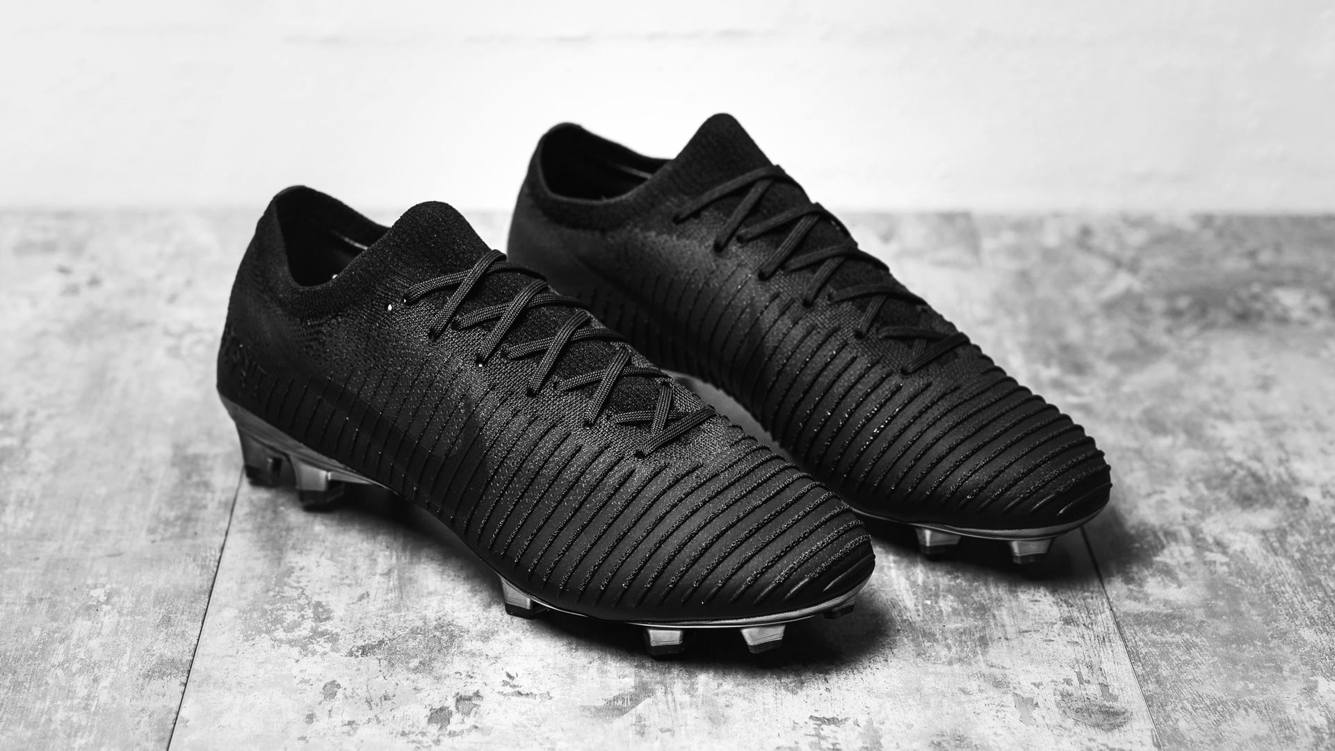nike mercurial flyknit football boots