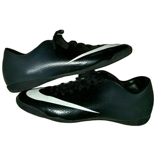 nike studs men