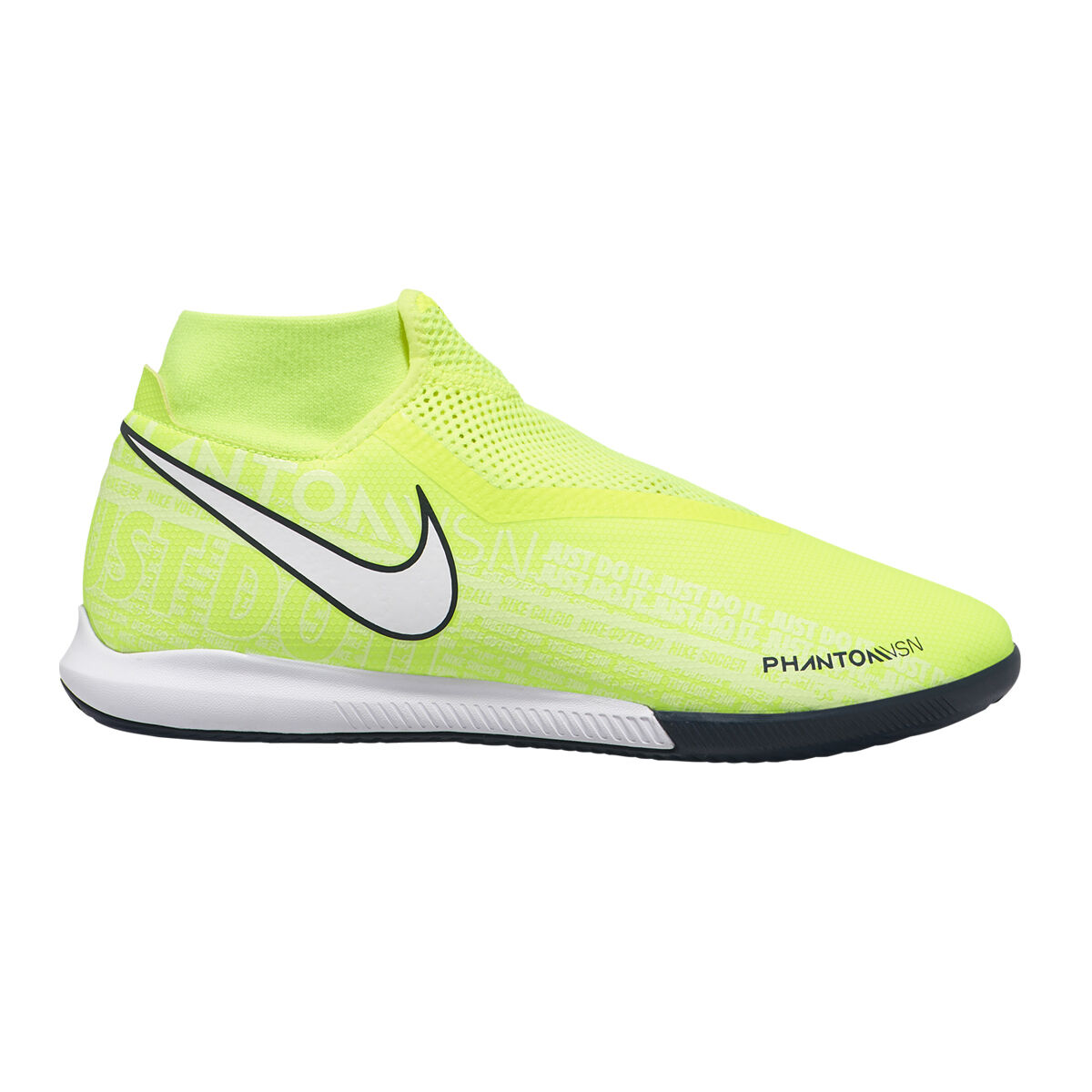 green nike soccer shoes