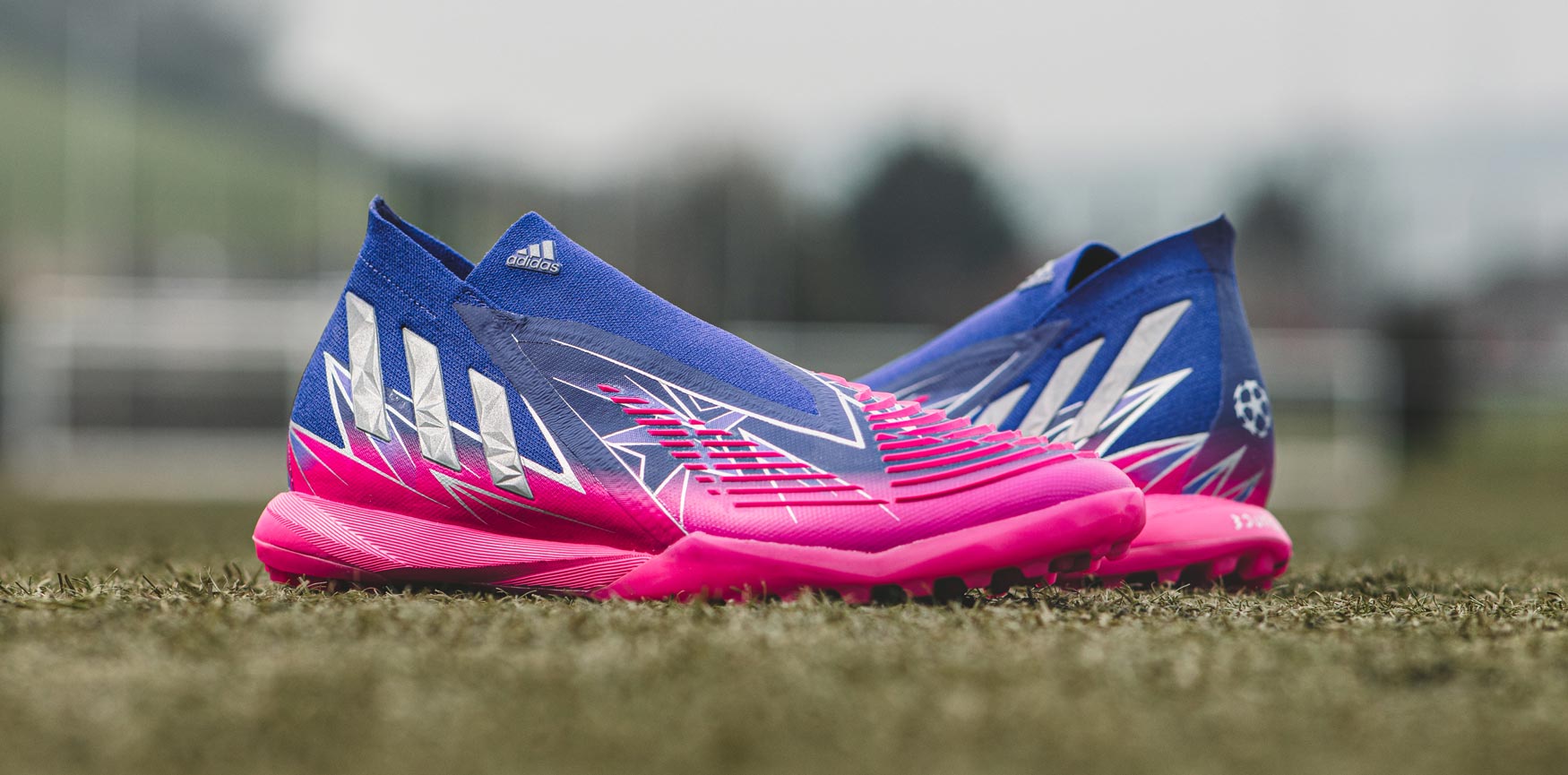 mens nike football trainers