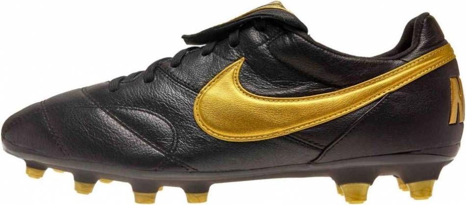 nike midfielder boots