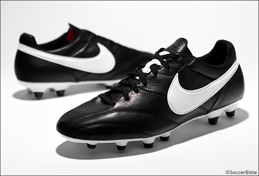 nike soccer boots black