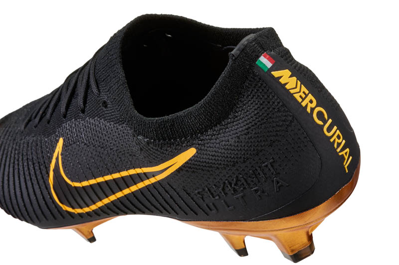 nike mercurial vapour flyknit ultra