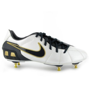 nike total 90 iii football boots