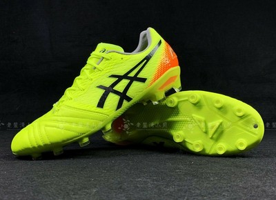 andres iniesta cleats