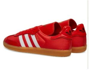 oyster holdings adidas samba
