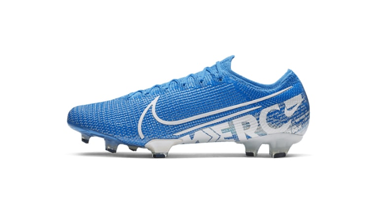 nike midfielder boots