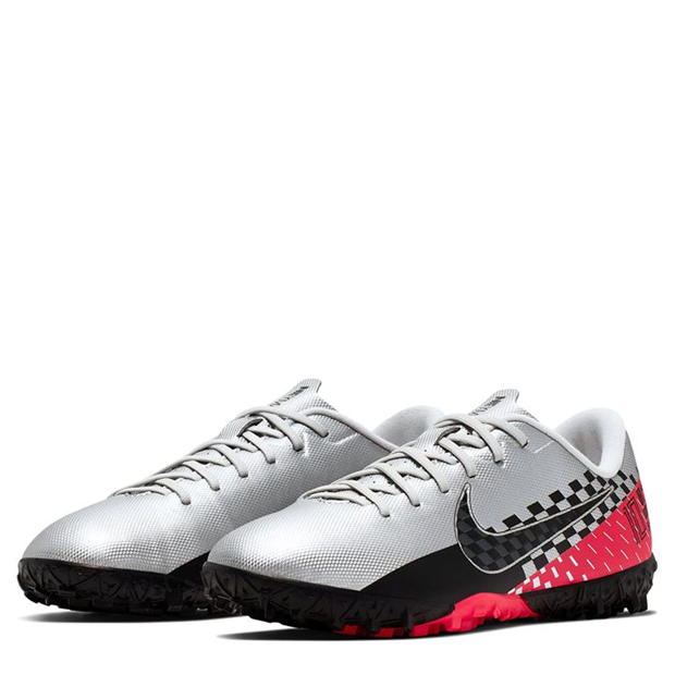 nike astro trainers junior