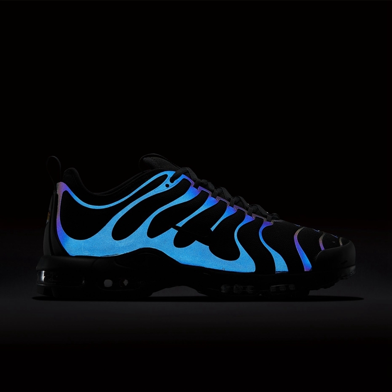 nike air max plus tn reflective