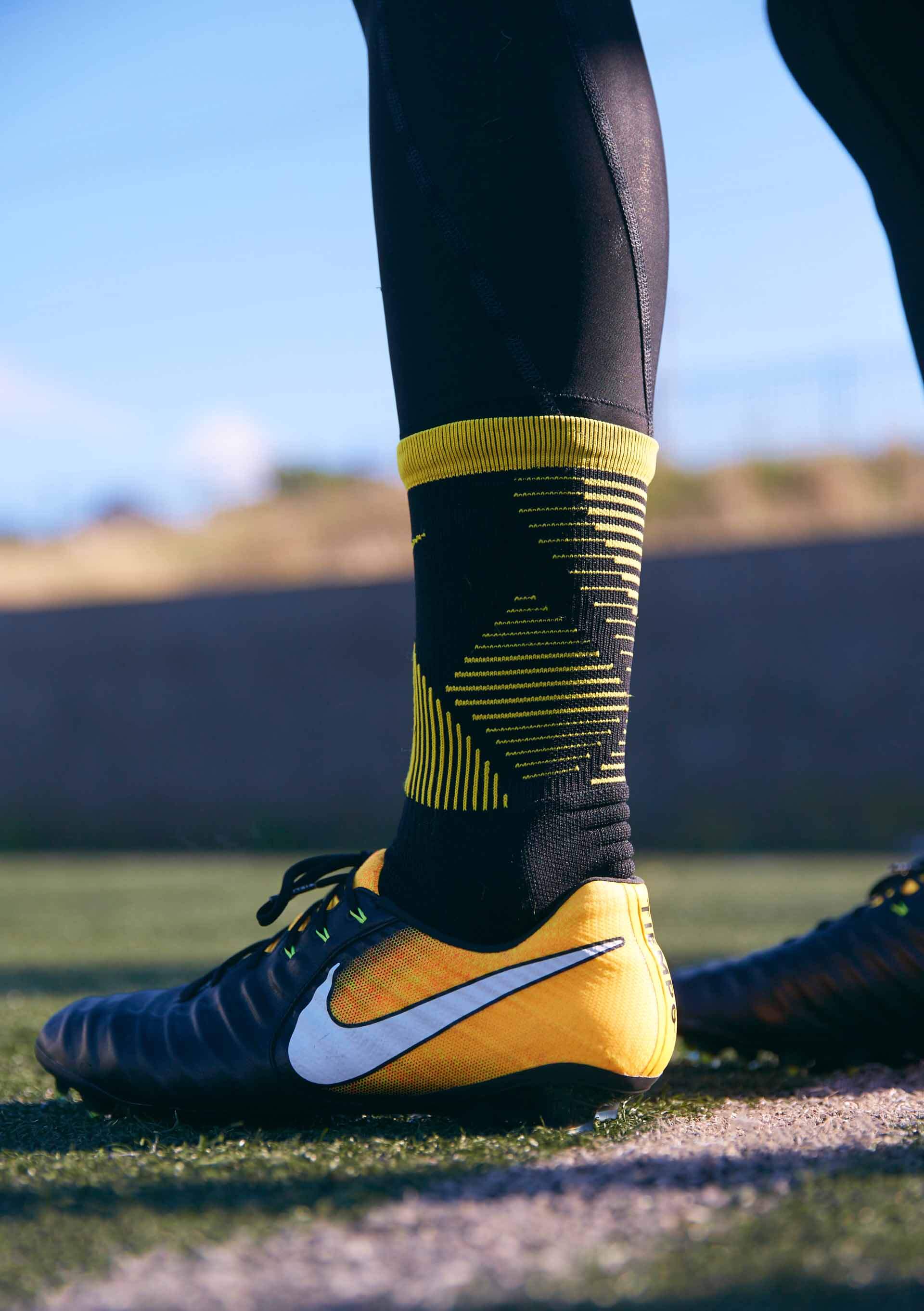 nike tiempo legend 7 flyknit