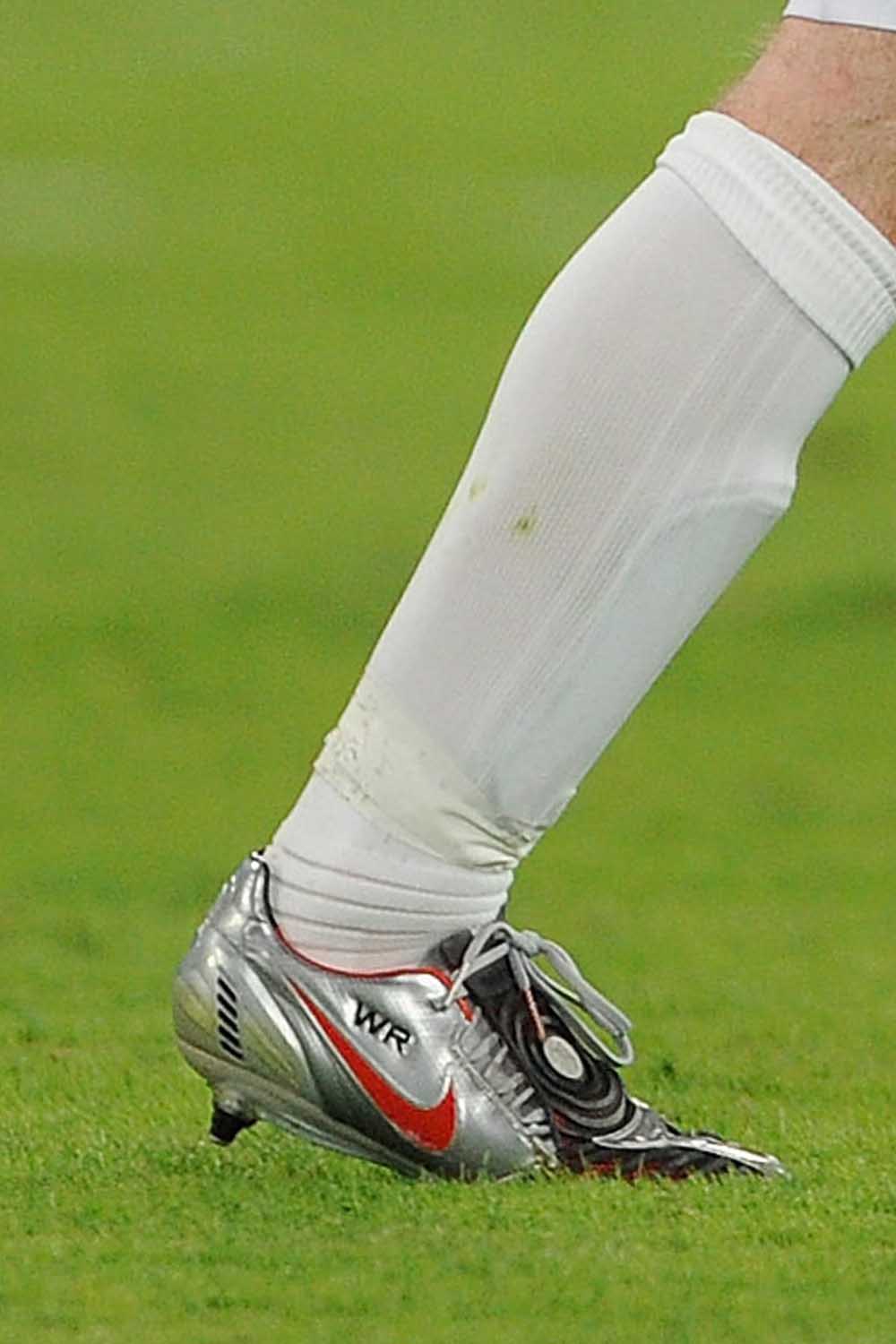rooney football boots