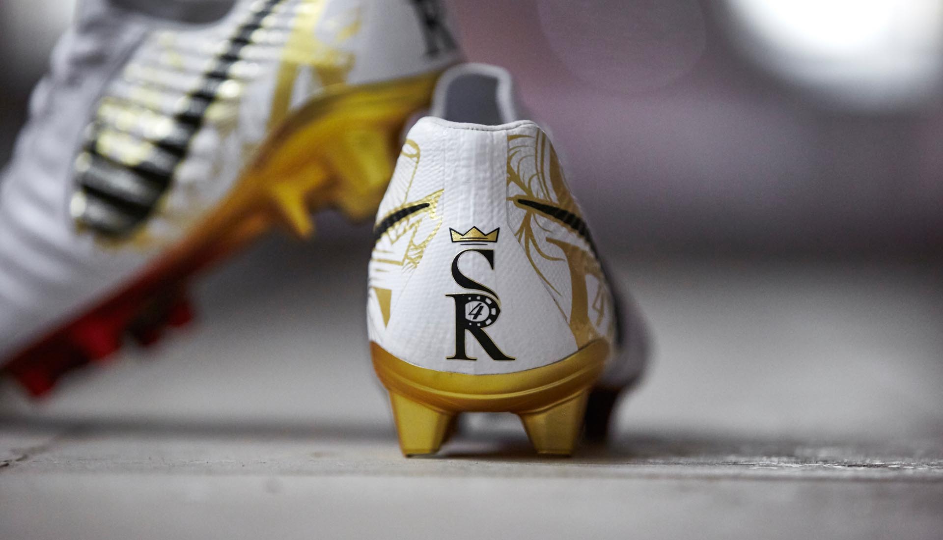 sergio ramos shoes nike