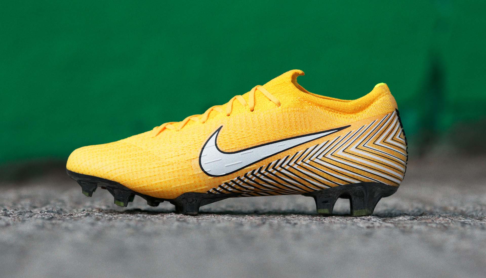 neymar soccer boots 2018