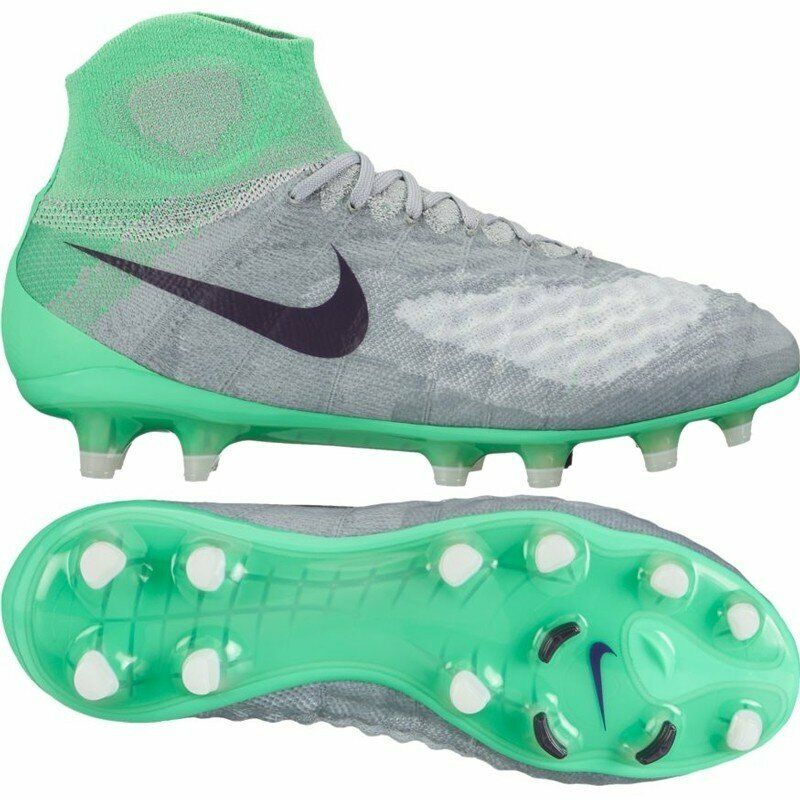 magista obra cleats
