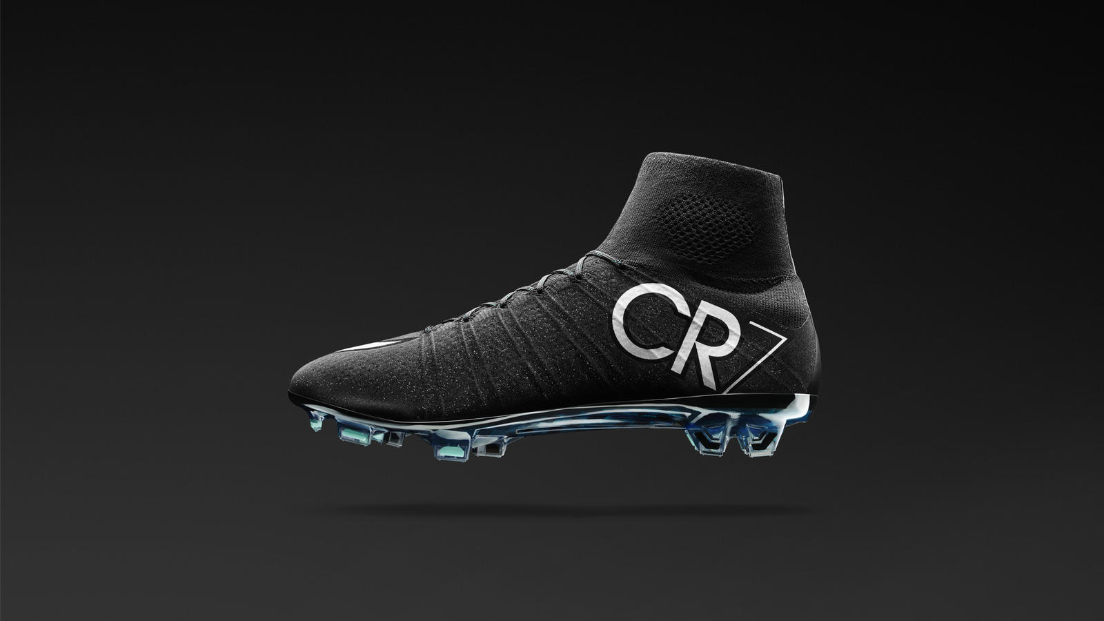 Mercurial Superfly CR7 Shines Bright 