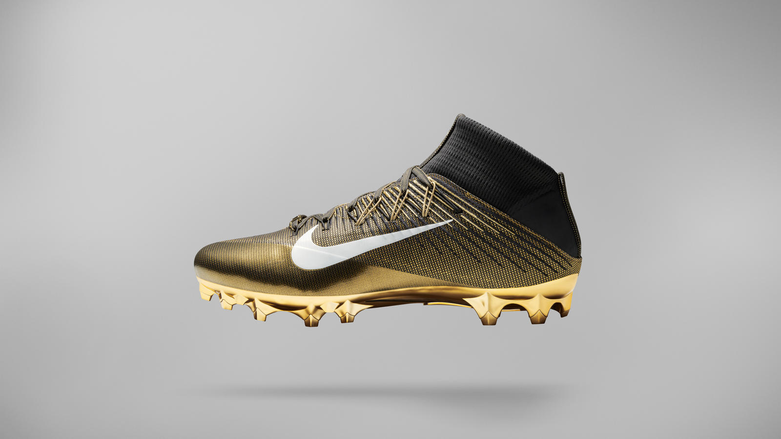 black and gold nike vapor cleats