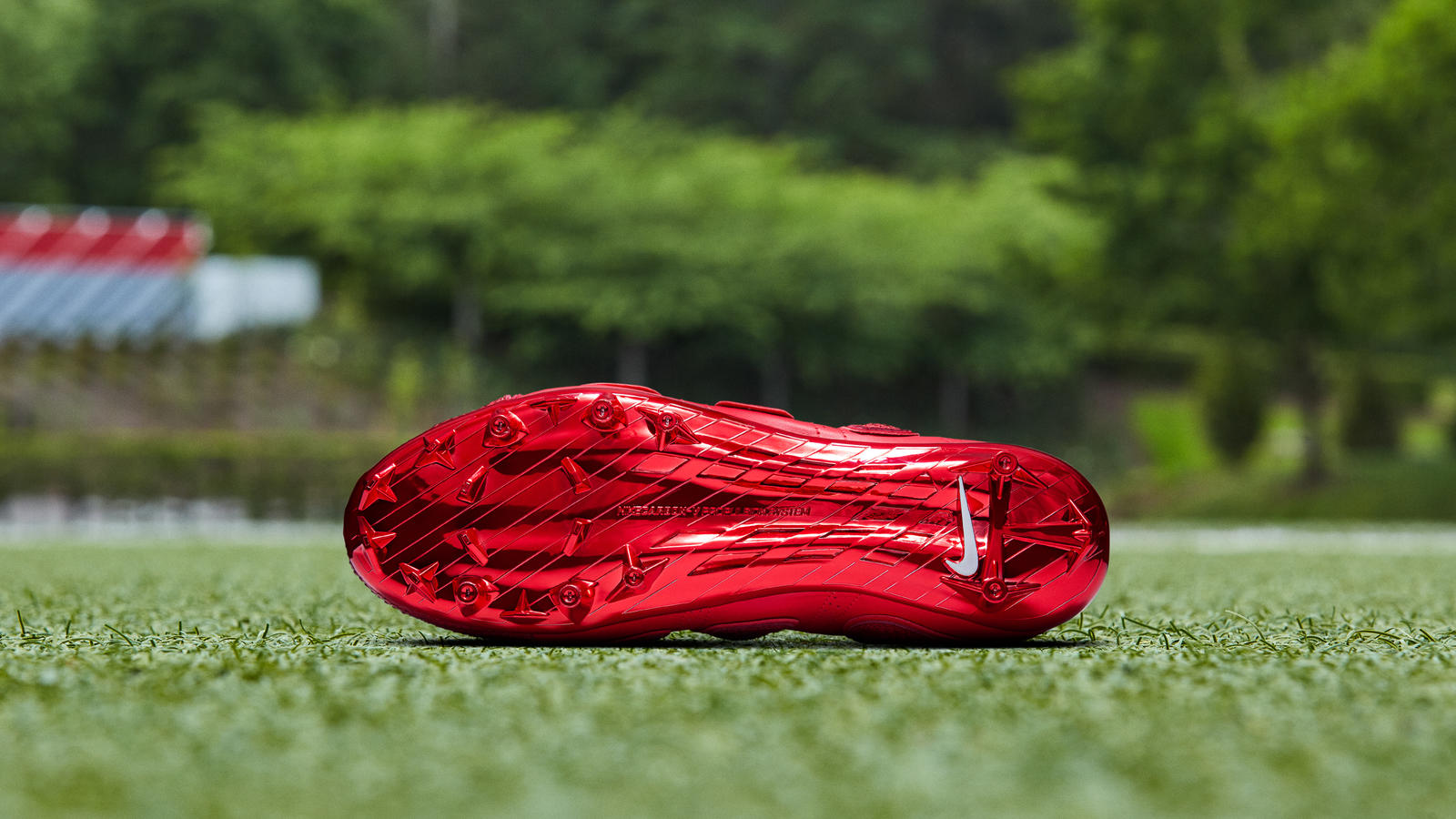 red nike vapor untouchable cleats