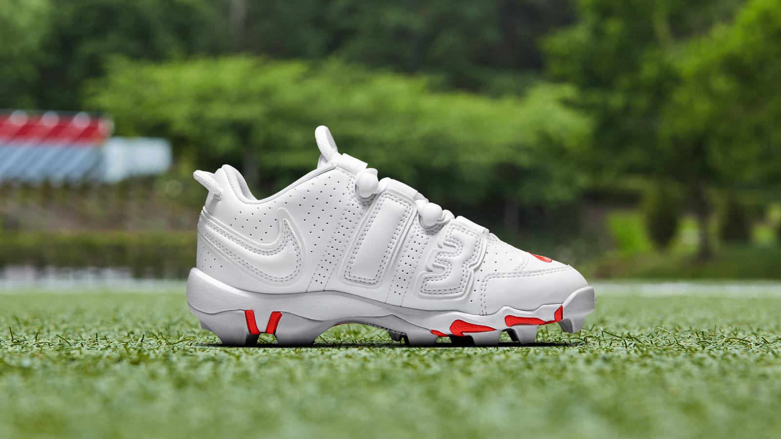 nike cleats untouchable 3