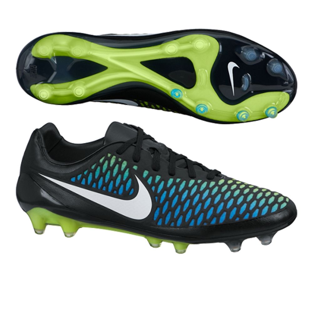 nike low cut football boots