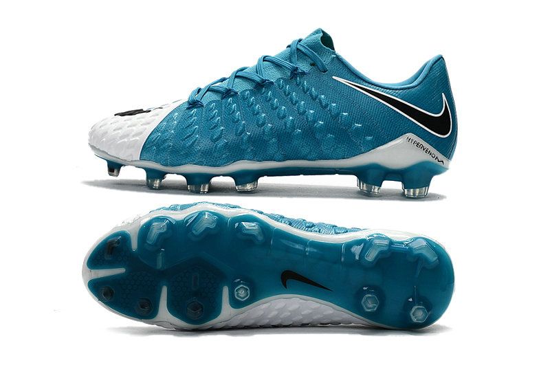 nike low cut football boots