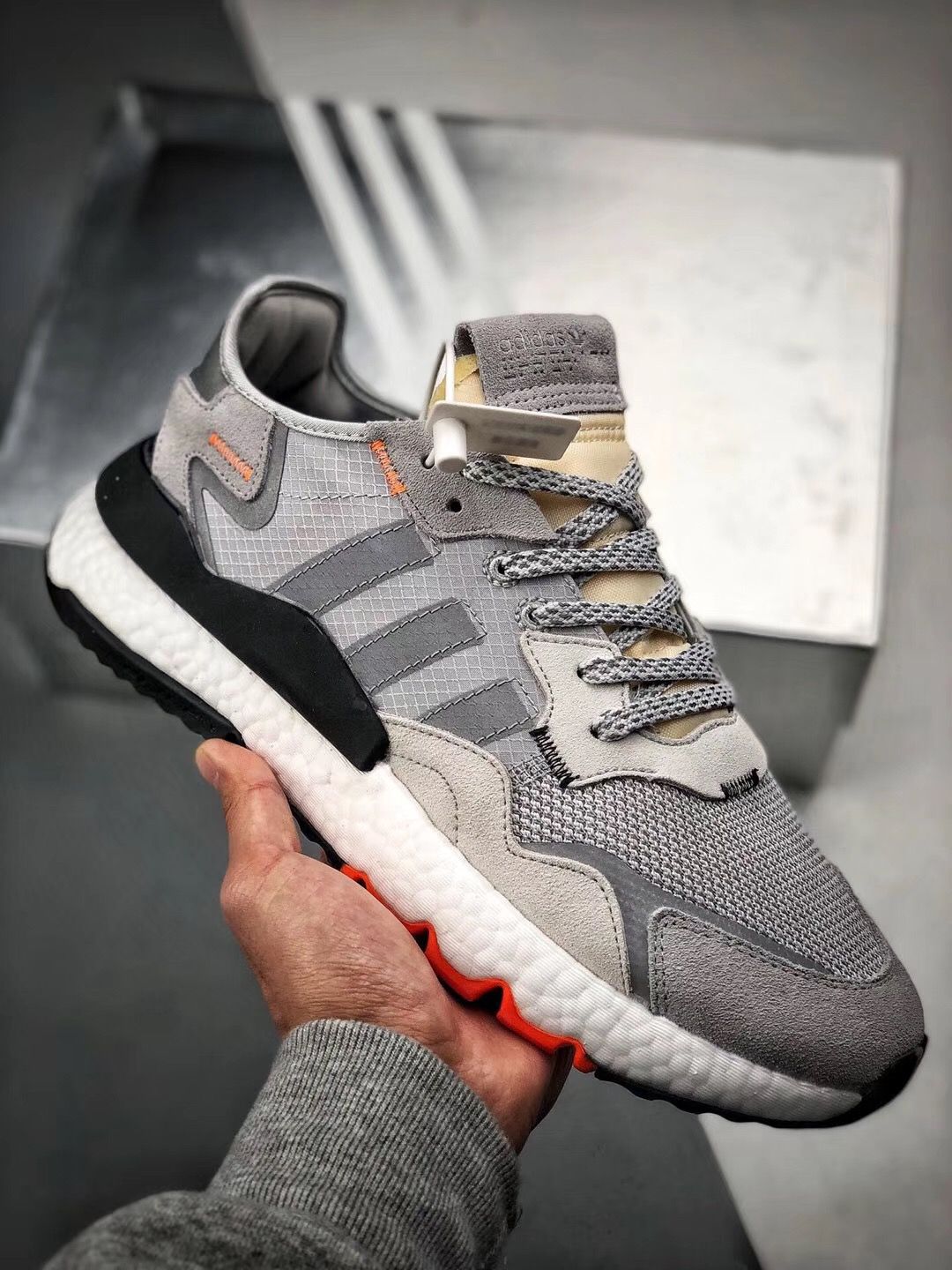 ADIDAS BOOST NITE JOGGER 2019 DB3361 