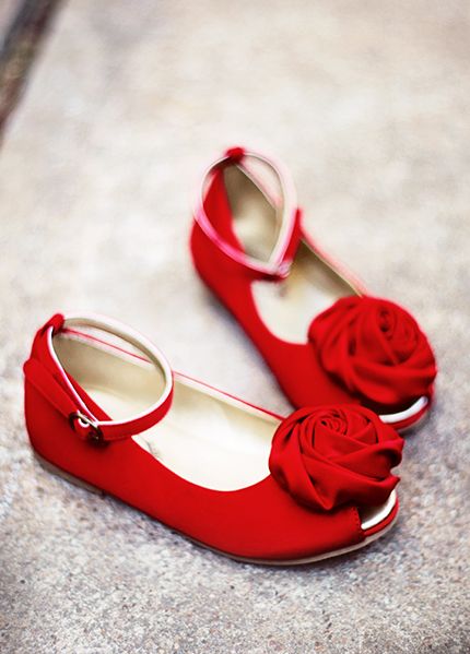 Fancy dress shoes for little girls 