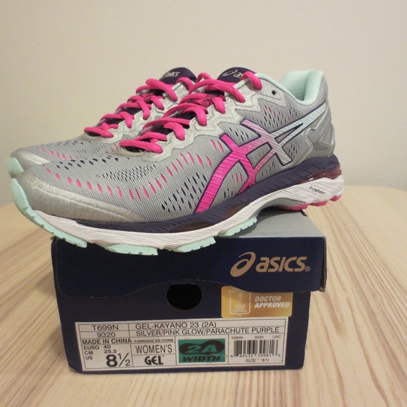 women's athletic shoes narrow width