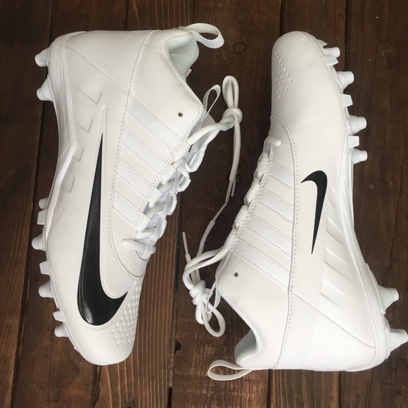 nike alpha dynamic fit cleats