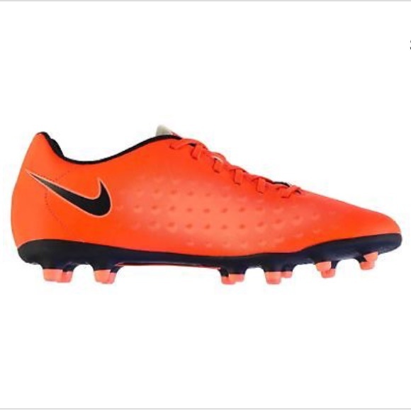 orange nike soccer shoes