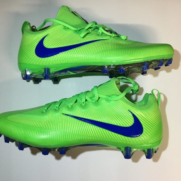 green nike football shoes