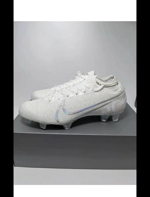 all white vapor cleats