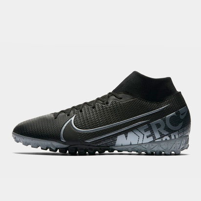 mens nike football trainers