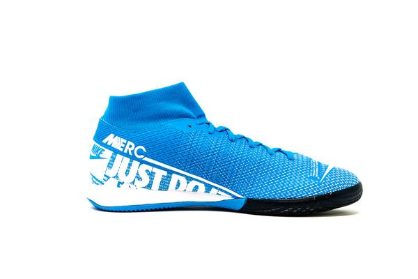 nike mercurial flyknit futsal