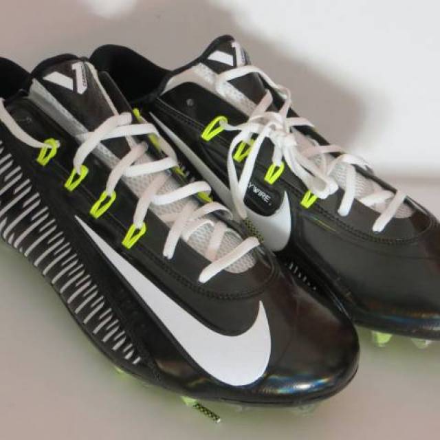 nike vapor carbon elite lacrosse cleats