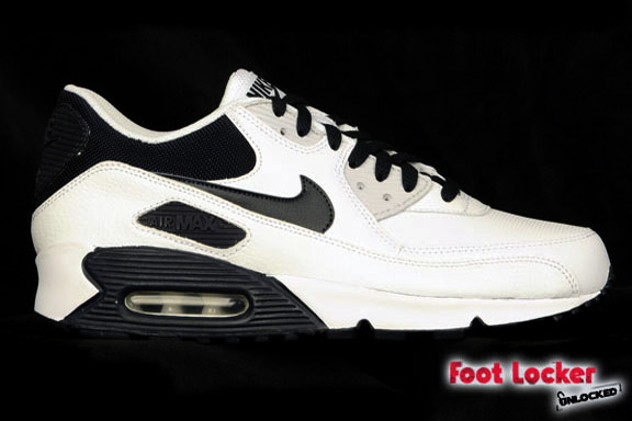 nike air max 90 black footlocker