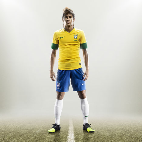 football player nike shoes