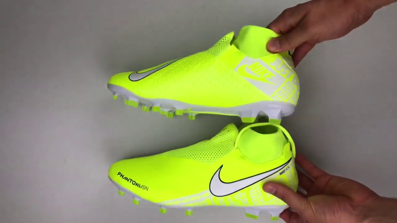 nike neon football shoes