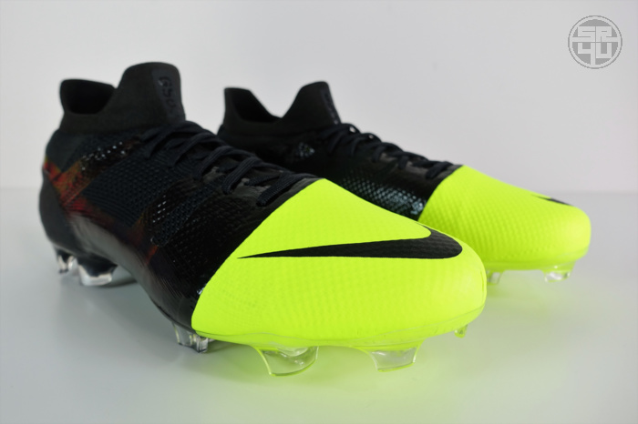 nike green speed soccer cleats