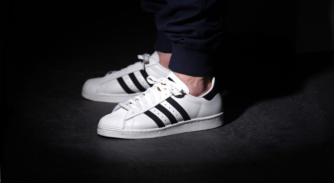 star white adidas superstar black grey